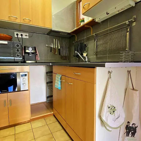 Holiday home Maison Pmr Avec Terrasse, Clim Et Parking A 900m De La - 4 Couchages - Fr-1-229-872